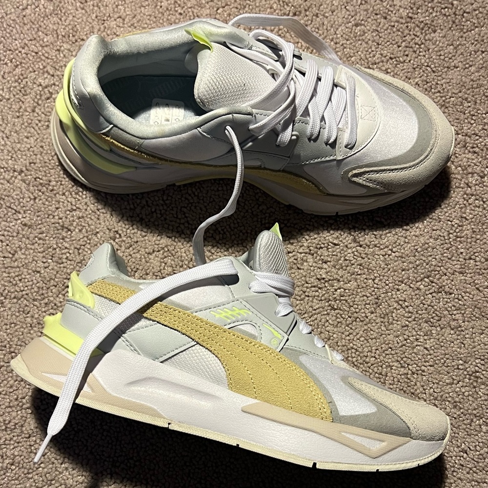 Puma sneakers